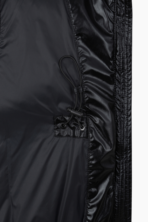 https://img.benettonmall.com/PARTS/KO/26F/QADJ01661BK_MB_D4.jpg?cb=1788777065