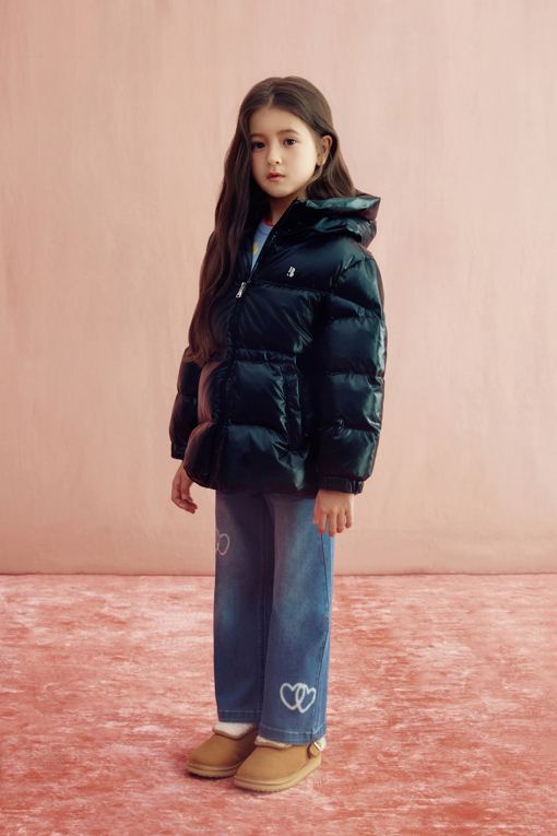 https://img.benettonmall.com/PARTS/KO/26F/QADJ01661BK_MB_L2.jpg?cb=1788777065