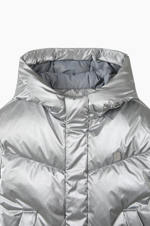 https://img.benettonmall.com/PARTS/KO/26F/QADJ02661SI_MB_D3.jpg