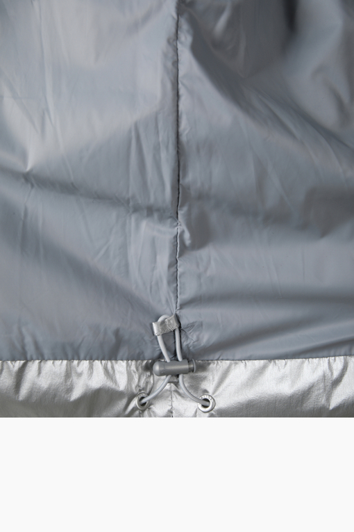 https://img.benettonmall.com/PARTS/KO/26F/QADJ02661SI_MB_D6.jpg