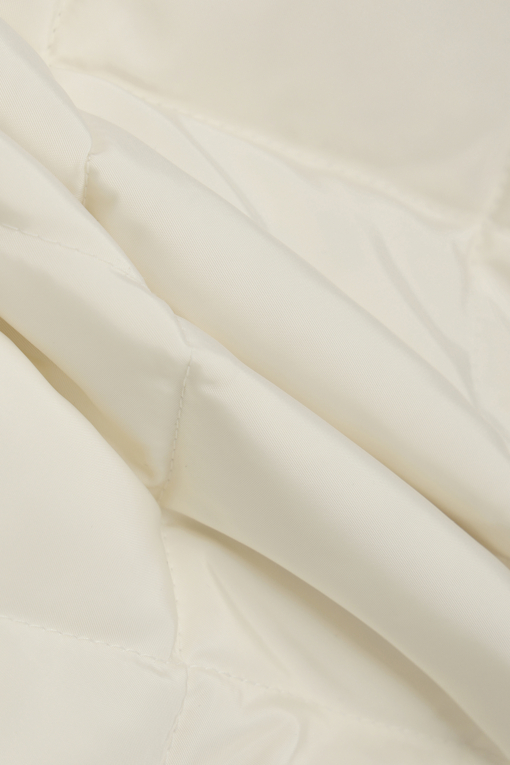 https://img.benettonmall.com/PARTS/KO/26F/QADJ04661IV_MB_D6.jpg?cb=1788777065