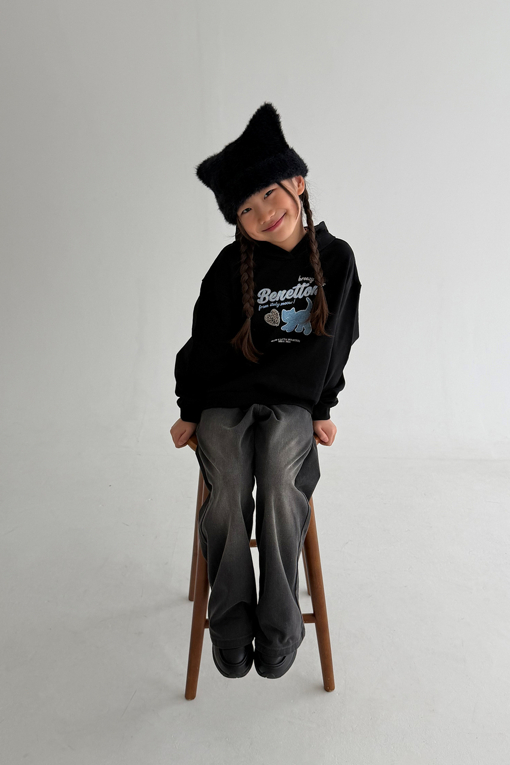 https://img.benettonmall.com/PARTS/KO/26F/QADP09661CG_MB_E3.jpg