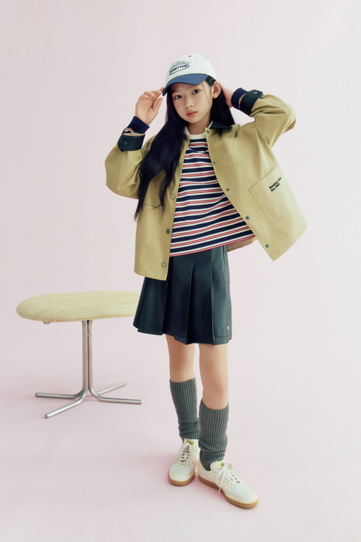 https://img.benettonmall.com/PARTS/KO/26F/QAJK04641BG_MB_L0.jpg?cb=1788777065