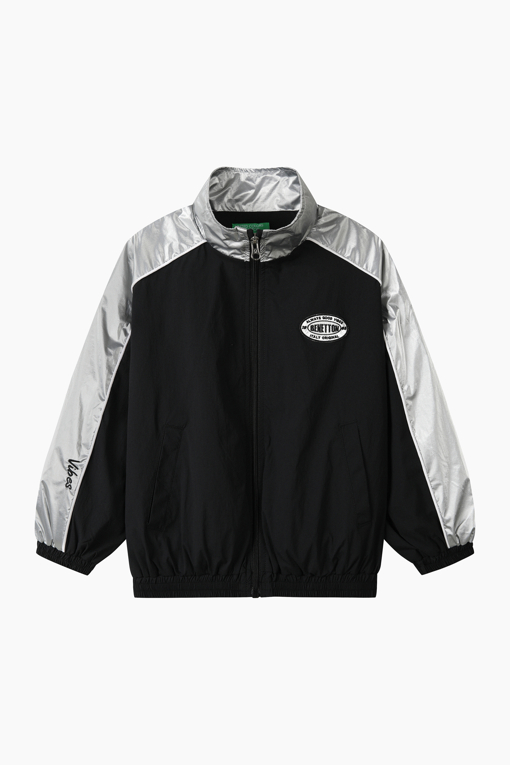 https://img.benettonmall.com/PARTS/KO/26F/QAJP01641BK_MB_D0.jpg
