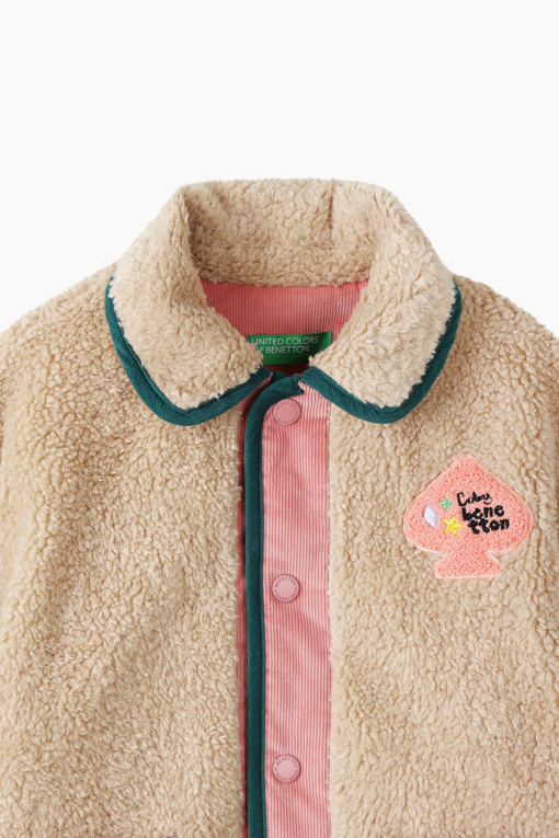https://img.benettonmall.com/PARTS/KO/26F/QAJP02661BE_MB_D6.jpg?cb=1788777065