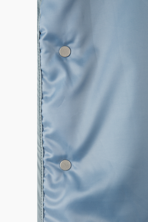 https://img.benettonmall.com/PARTS/KO/26F/QAJP03661BL_MB_D4.jpg