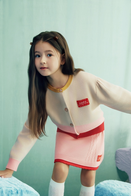 https://img.benettonmall.com/PARTS/KO/26F/QAKC01641PK_MB_L1.jpg?cb=1788777065