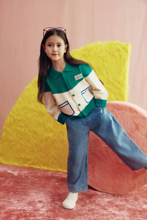 https://img.benettonmall.com/PARTS/KO/26F/QAKC02641GN_MB_L0.jpg?cb=1788777065