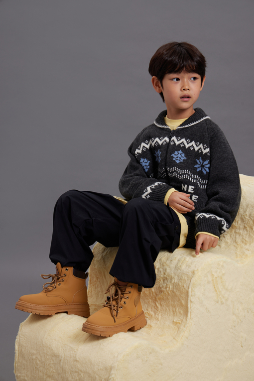 https://img.benettonmall.com/PARTS/KO/26F/QAKCG1661CG_MB_M0.jpg