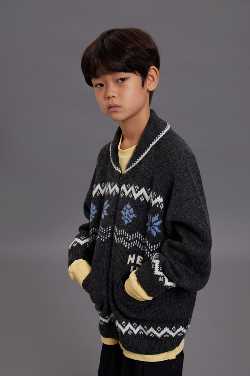 https://img.benettonmall.com/PARTS/KO/26F/QAKCG1661CG_MB_M11.jpg