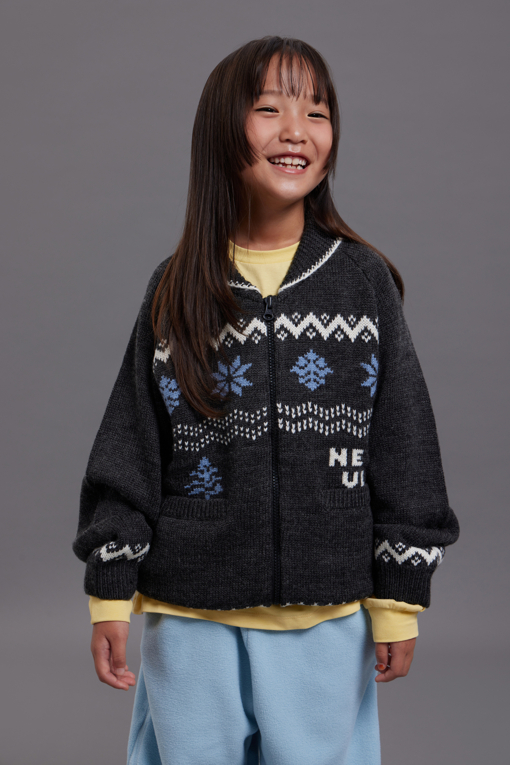 https://img.benettonmall.com/PARTS/KO/26F/QAKCG1661CG_MB_M6.jpg