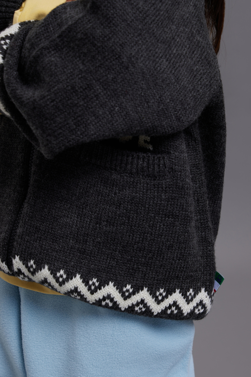 https://img.benettonmall.com/PARTS/KO/26F/QAKCG1661CG_MB_M7.jpg