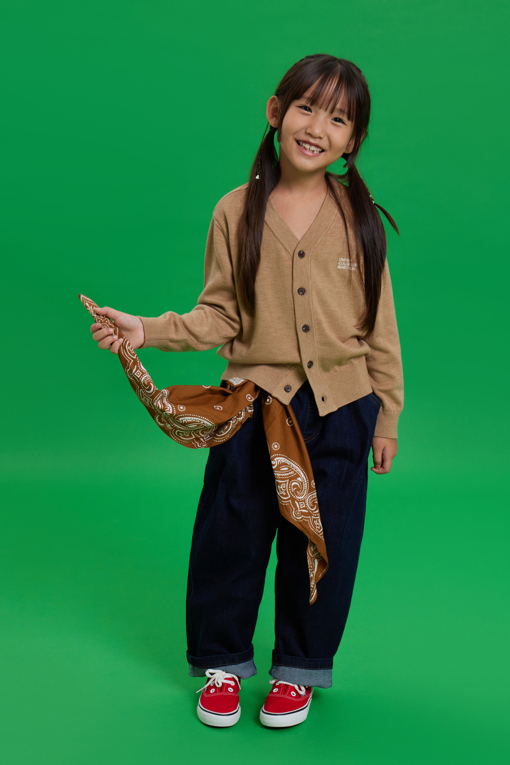 https://img.benettonmall.com/PARTS/KO/26F/QAKCG2661BG_MB_M1.jpg