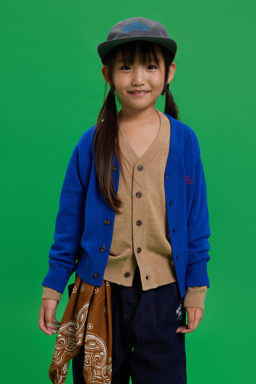 https://img.benettonmall.com/PARTS/KO/26F/QAKCG2661BL_MB_M3.jpg