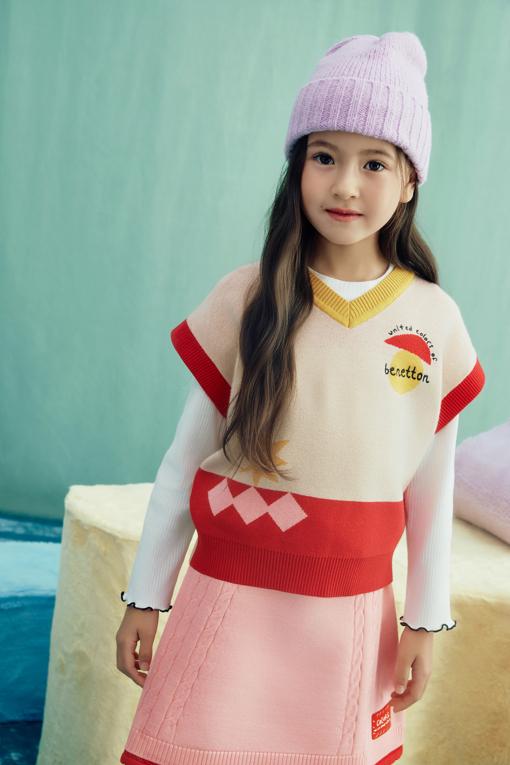 https://img.benettonmall.com/PARTS/KO/26F/QAKP01641BE_MB_L0.jpg?cb=1788777065