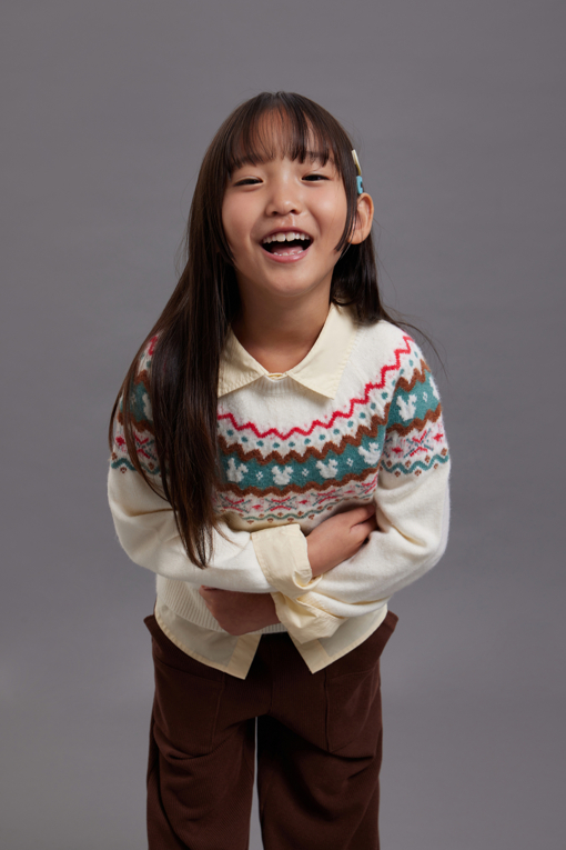 https://img.benettonmall.com/PARTS/KO/26F/QAKPG1661IV_MB_M3.jpg