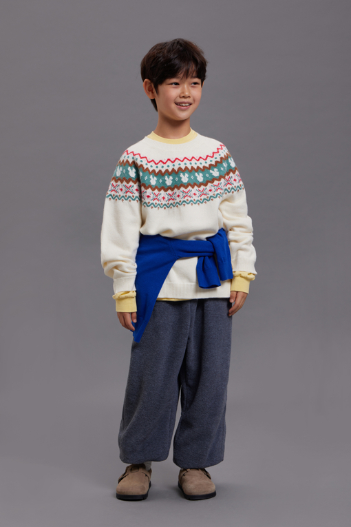 https://img.benettonmall.com/PARTS/KO/26F/QAKPG1661IV_MB_M7.jpg