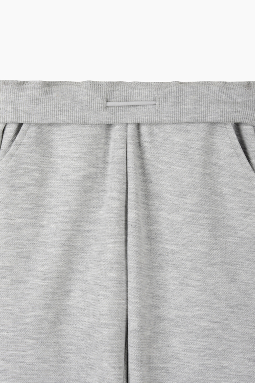 https://img.benettonmall.com/PARTS/KO/26F/QALG01641MG_MB_D15.jpg