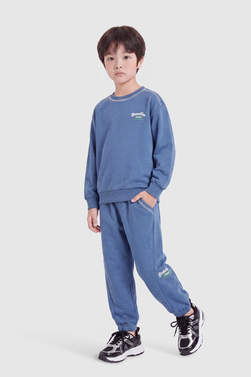 https://img.benettonmall.com/PARTS/KO/26F/QAMT01641BL_MB_D3.jpg