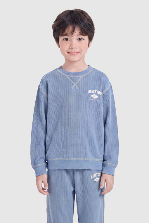 https://img.benettonmall.com/PARTS/KO/26F/QAMT02641DB_MB_D0.jpg