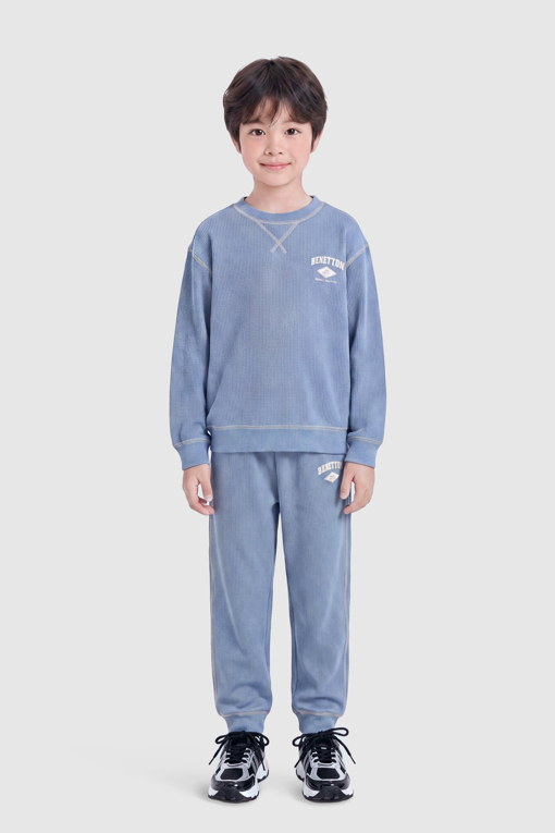 https://img.benettonmall.com/PARTS/KO/26F/QAMT02641DB_MB_D1.jpg