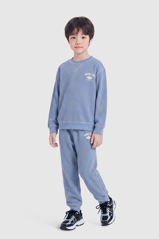 https://img.benettonmall.com/PARTS/KO/26F/QAMT02641DB_MB_D3.jpg