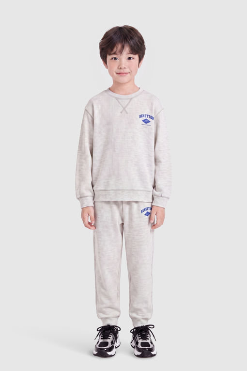 https://img.benettonmall.com/PARTS/KO/26F/QAMT02641MG_MB_D1.jpg