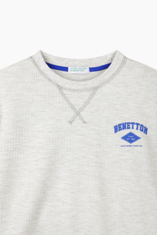 https://img.benettonmall.com/PARTS/KO/26F/QAMT02641MG_MB_D12.jpg