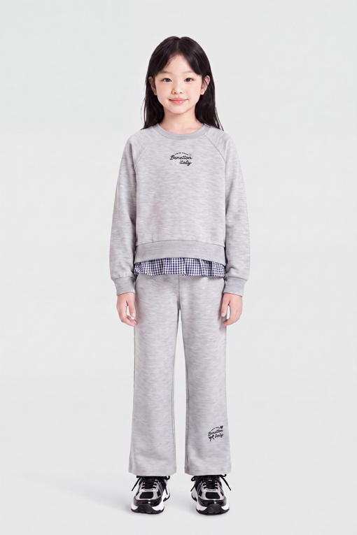 https://img.benettonmall.com/PARTS/KO/26F/QAMT03641MG_MB_D3.jpg