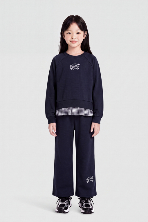 https://img.benettonmall.com/PARTS/KO/26F/QAMT03641NY_MB_D3.jpg