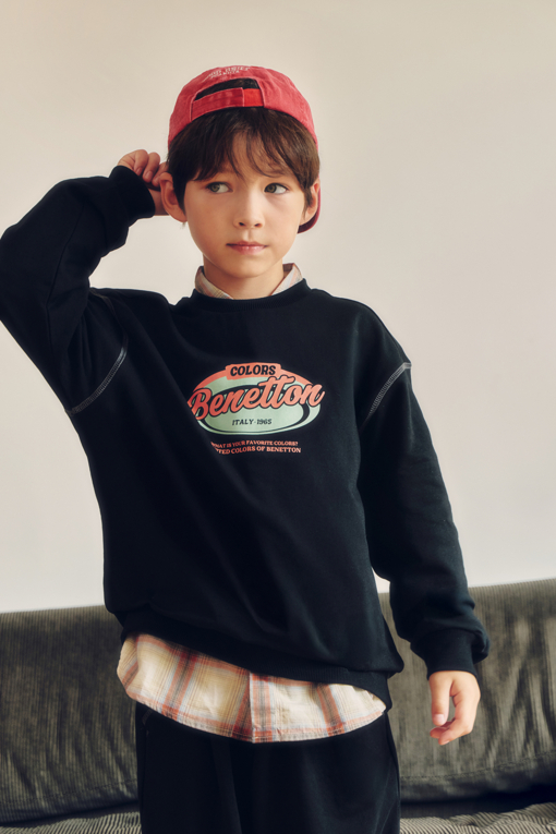 https://img.benettonmall.com/PARTS/KO/26F/QAMT04641BK_MB_D0.jpg