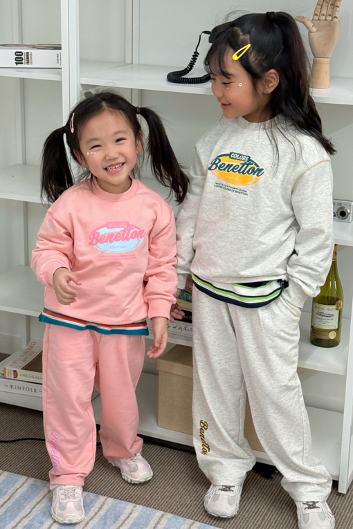 https://img.benettonmall.com/PARTS/KO/26F/QAMT04641PK_MB_E2.jpg?cb=1789473790