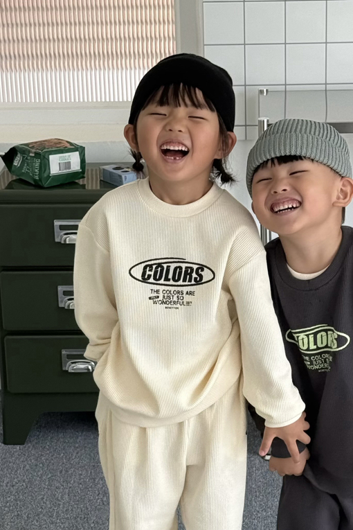 https://img.benettonmall.com/PARTS/KO/26F/QAMT05641IV_MB_E0.jpg?cb=1789473790