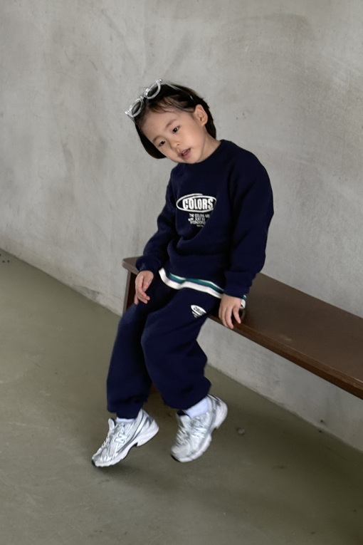 https://img.benettonmall.com/PARTS/KO/26F/QAMT05641NY_MB_E1.jpg?cb=1789473790