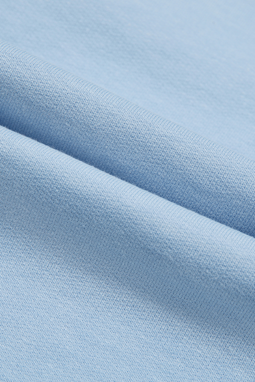 https://img.benettonmall.com/PARTS/KO/26F/QAMT09641BL_MB_D5.jpg