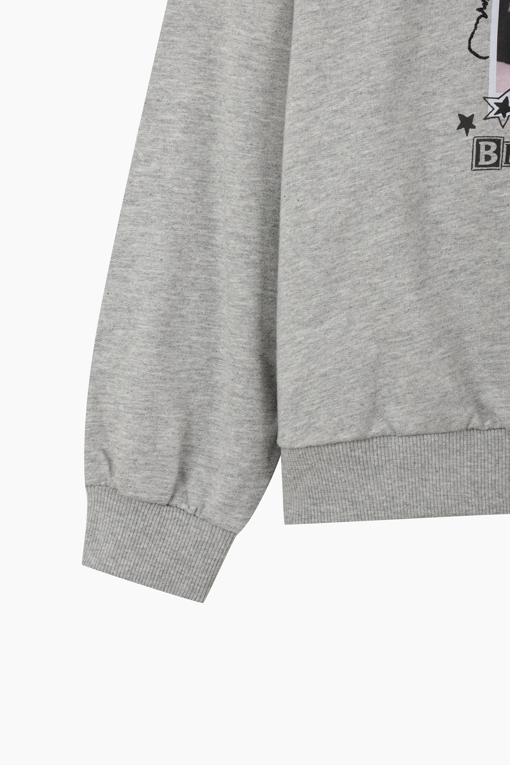 https://img.benettonmall.com/PARTS/KO/26F/QAMT10641MG_MB_D3.jpg?cb=1788777065