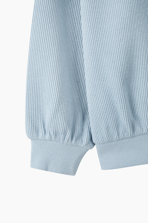 https://img.benettonmall.com/PARTS/KO/26F/QAMT12661BL_MB_D3.jpg