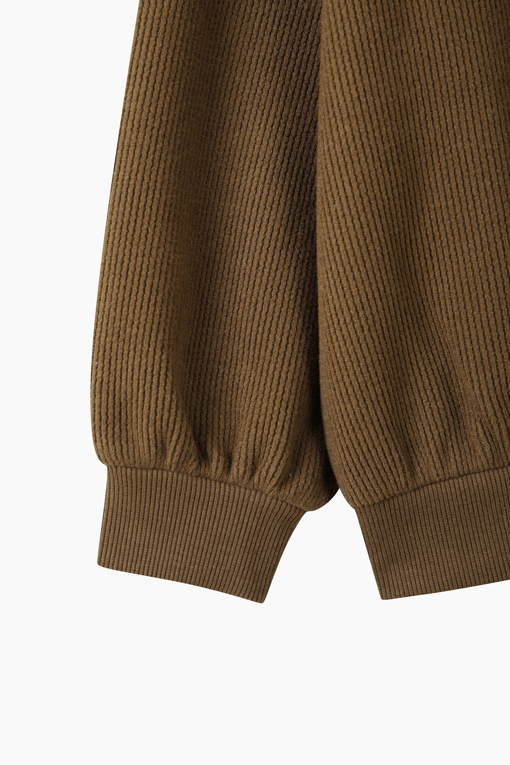 https://img.benettonmall.com/PARTS/KO/26F/QAMT12661BR_MB_D3.jpg