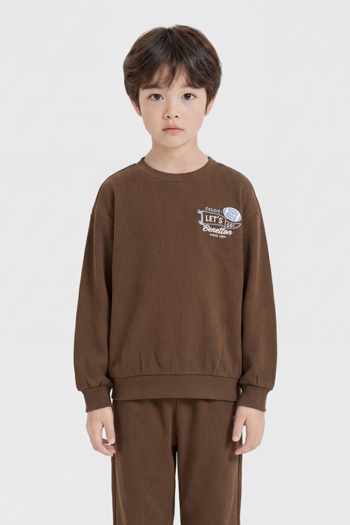 https://img.benettonmall.com/PARTS/KO/26F/QAMT12661BR_MB_M0.jpg