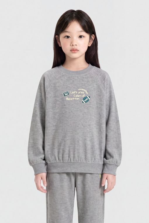 https://img.benettonmall.com/PARTS/KO/26F/QAMT13661MG_MB_M0.jpg