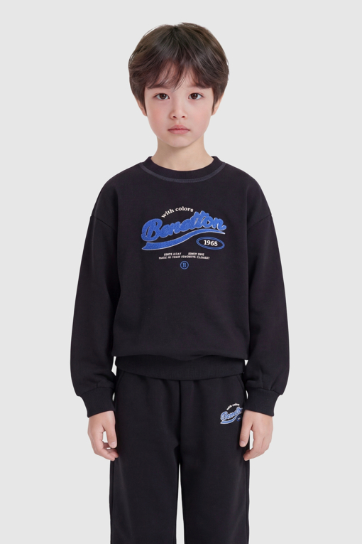 https://img.benettonmall.com/PARTS/KO/26F/QAMT14661BK_MB_M0.jpg