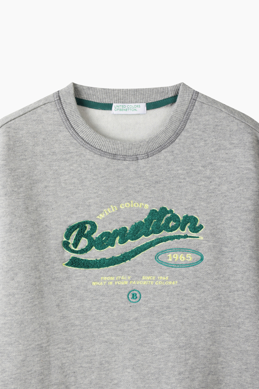 https://img.benettonmall.com/PARTS/KO/26F/QAMT14661MG_MB_D2.jpg