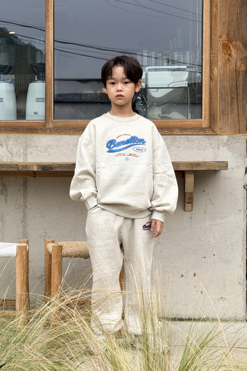 https://img.benettonmall.com/PARTS/KO/26F/QAMT14661OT_MB_E1.jpg