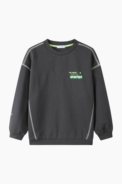 https://img.benettonmall.com/PARTS/KO/26F/QAMT15661CG_MB_D0.jpg