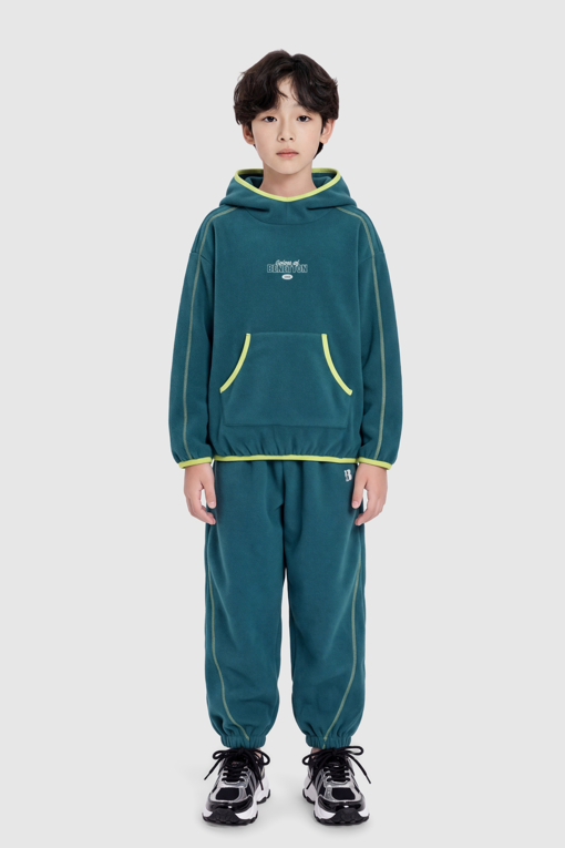 https://img.benettonmall.com/PARTS/KO/26F/QAMT16661GN_MB_M1.jpg