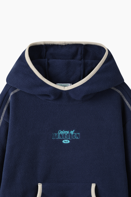 https://img.benettonmall.com/PARTS/KO/26F/QAMT16661NY_MB_D2.jpg