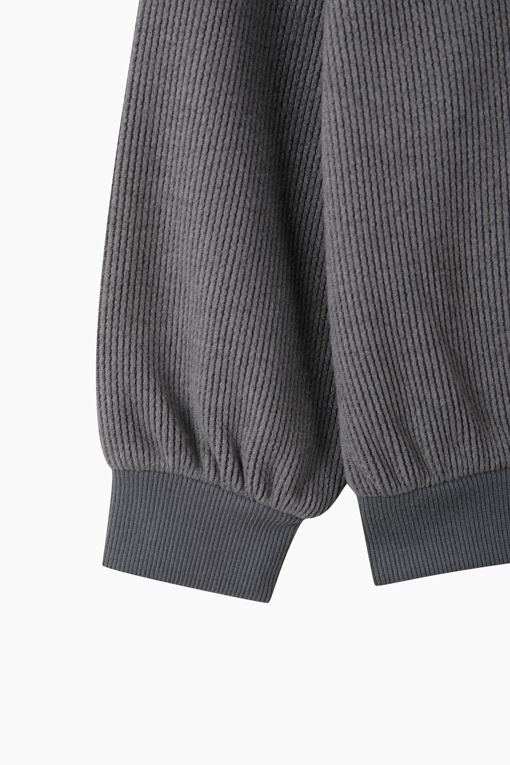 https://img.benettonmall.com/PARTS/KO/26F/QAMT17661CG_MB_D5.jpg