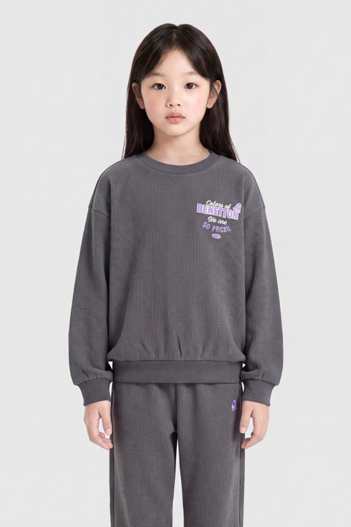 https://img.benettonmall.com/PARTS/KO/26F/QAMT17661CG_MB_M0.jpg