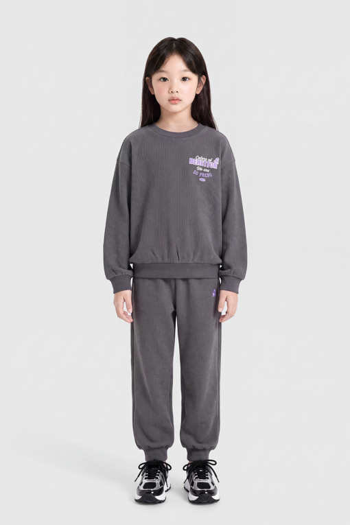 https://img.benettonmall.com/PARTS/KO/26F/QAMT17661CG_MB_M1.jpg