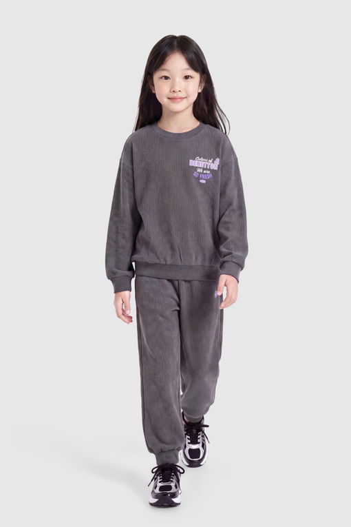 https://img.benettonmall.com/PARTS/KO/26F/QAMT17661CG_MB_M3.jpg